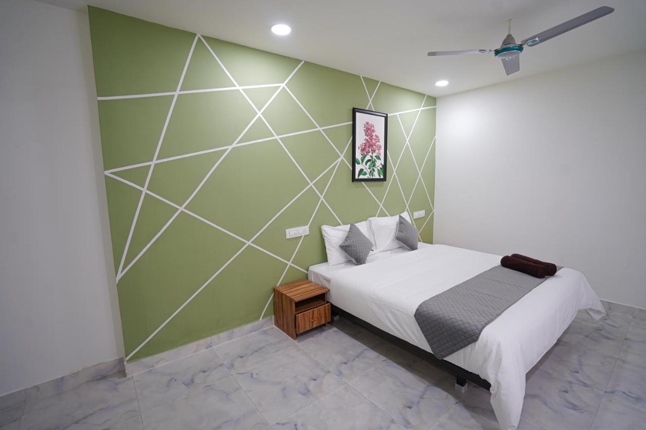 Mahasri Studio Apartments- Brand New Fully Furnished Air Conditioned Studio Apartments Tirupati Luaran gambar