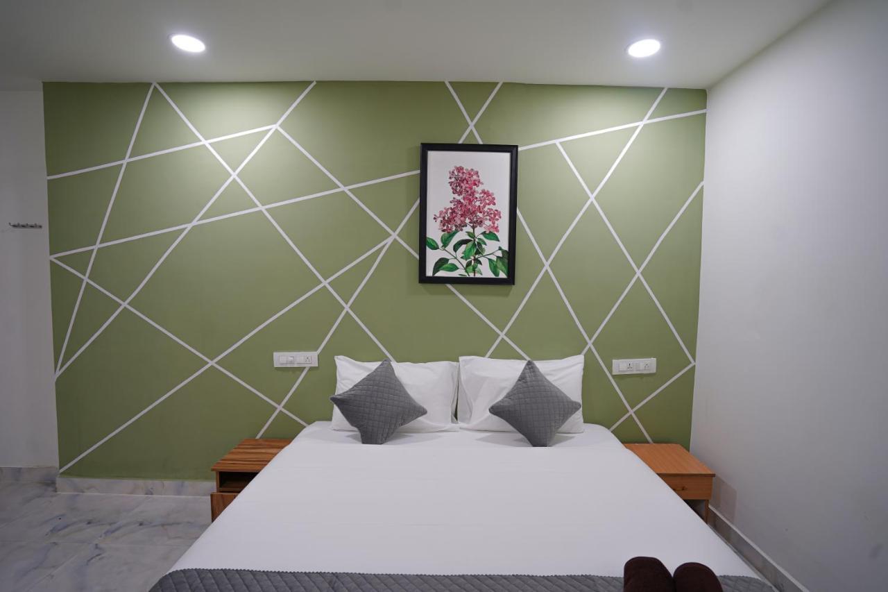 Mahasri Studio Apartments- Brand New Fully Furnished Air Conditioned Studio Apartments Tirupati Luaran gambar