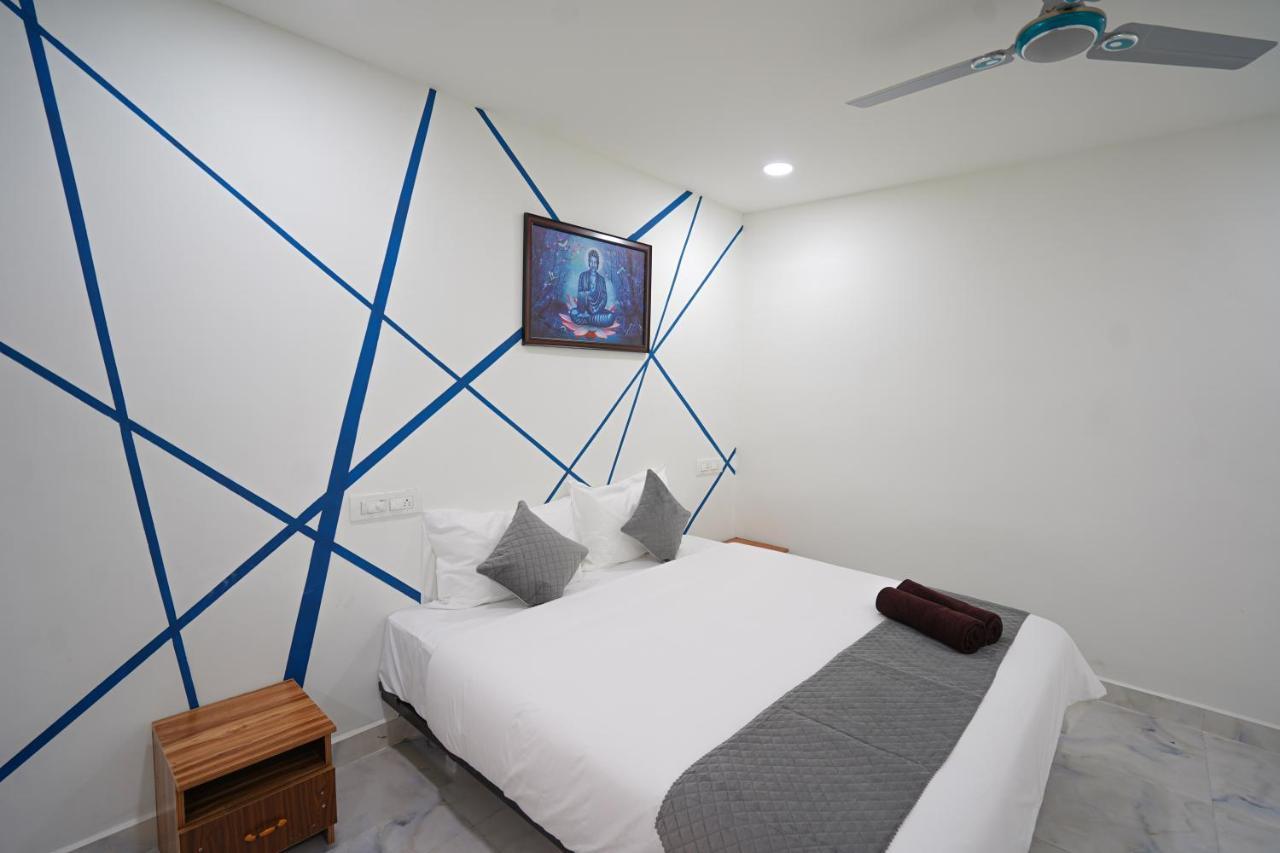 Mahasri Studio Apartments- Brand New Fully Furnished Air Conditioned Studio Apartments Tirupati Luaran gambar